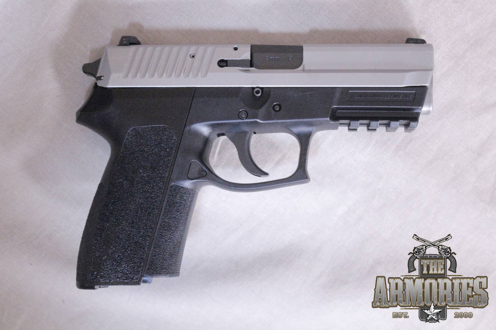 Sig Sauer SP2022 9mm Two-Tone w/ 2 Holsters Preowned .-img-2